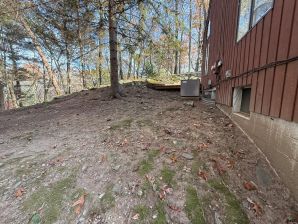 Before & After Fall Cleanup in Danbury, CT (2)